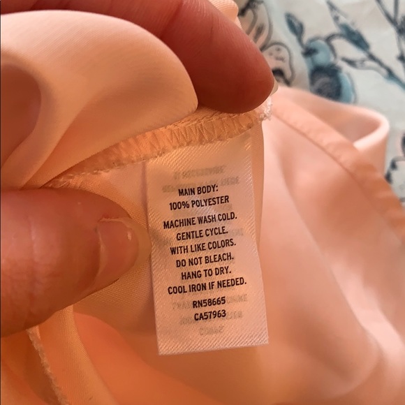 2pc Satin Top Bundle - Picture 3 of 6